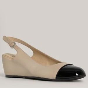 Stuart Weitzman Classic Black Toe Wedge Sling Backs Size 6.5